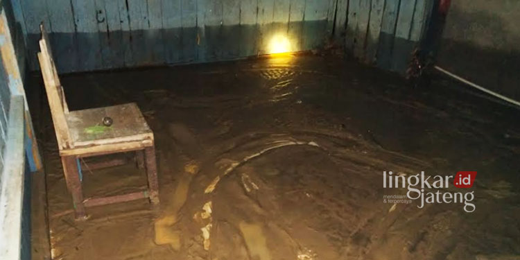Banjir Bandang Rendam 25 Rumah Warga Ngaringan Grobogan