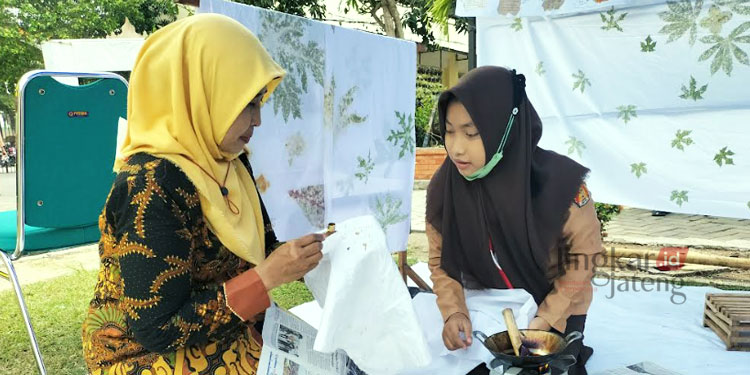 Lestarikan Budaya, SMA di Grobogan Gelar Festival Batik