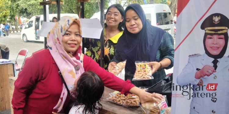 Kenalkan Produk Lokal, Pelaku UMKM Ramaikan Bazar di Grobogan