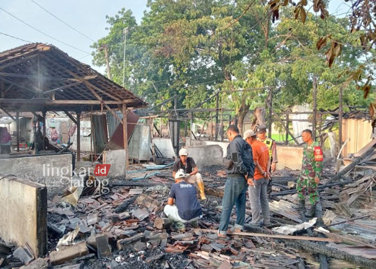 Kebakaran Pasar Pandanharum Grobogan Diduga Akibat Korsleting Listrik
