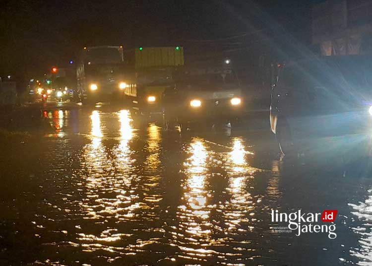 Imbas Banjir Grobogan, Jalan Purwodadi-Blora Macet