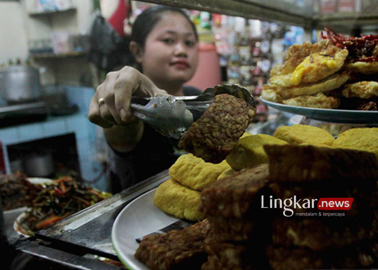 Sekjen Gerindra Berharap Warteg Kecipratan Program Makan Siang Gratis